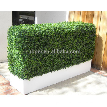 pared verde artificial vertical, pared de madera de boj con jardinera